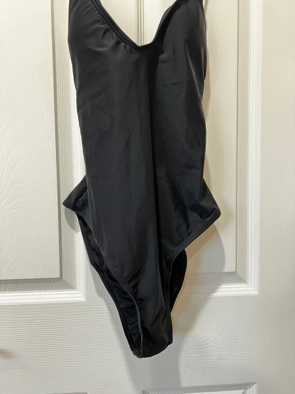 One Piece Swimwear Bathing Suit Size XL Black Adjustable Straps Deep-Neck Style
